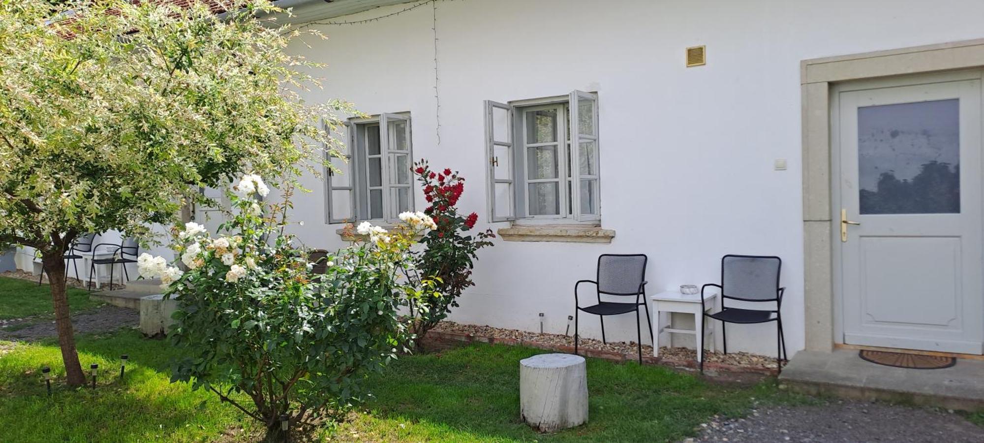 Plitzner Belvarosi Apartmanhaz エゲル 部屋 写真
