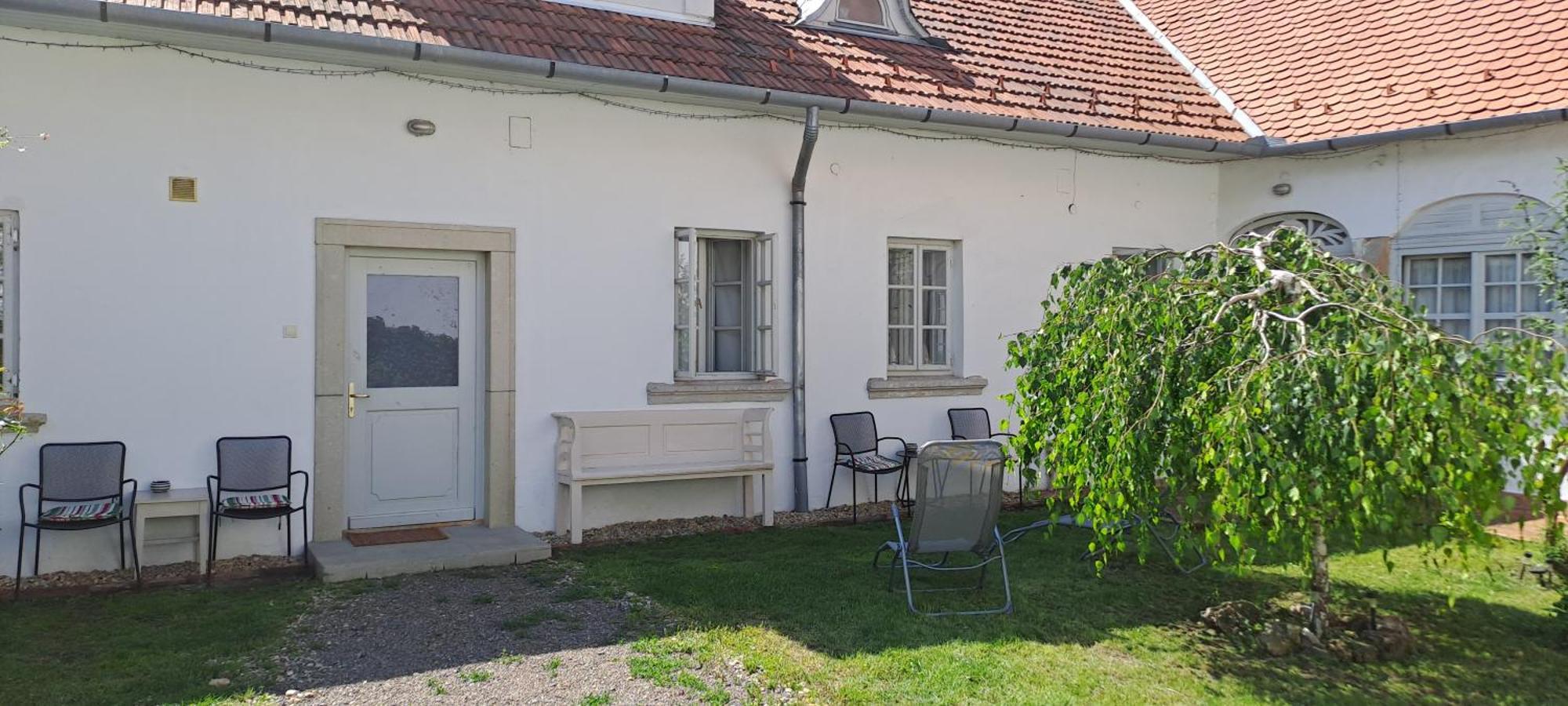 Plitzner Belvarosi Apartmanhaz エゲル エクステリア 写真