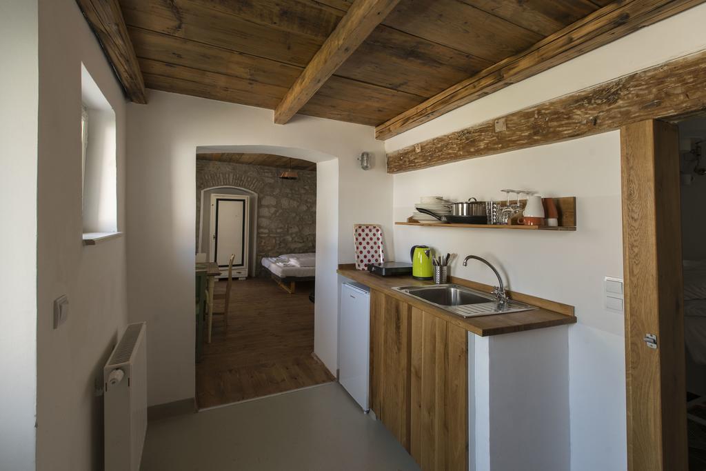 Plitzner Belvarosi Apartmanhaz エゲル エクステリア 写真